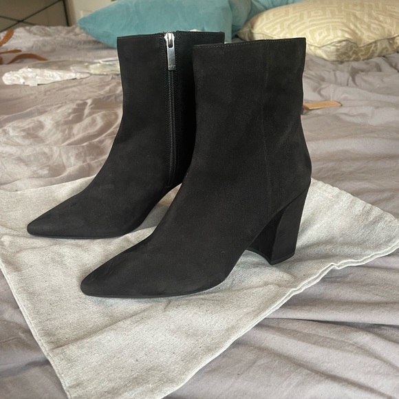 Aquatalia Black Suede Booties sz. 8 - Picture 2 of 6